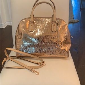 Michael kors hand bag